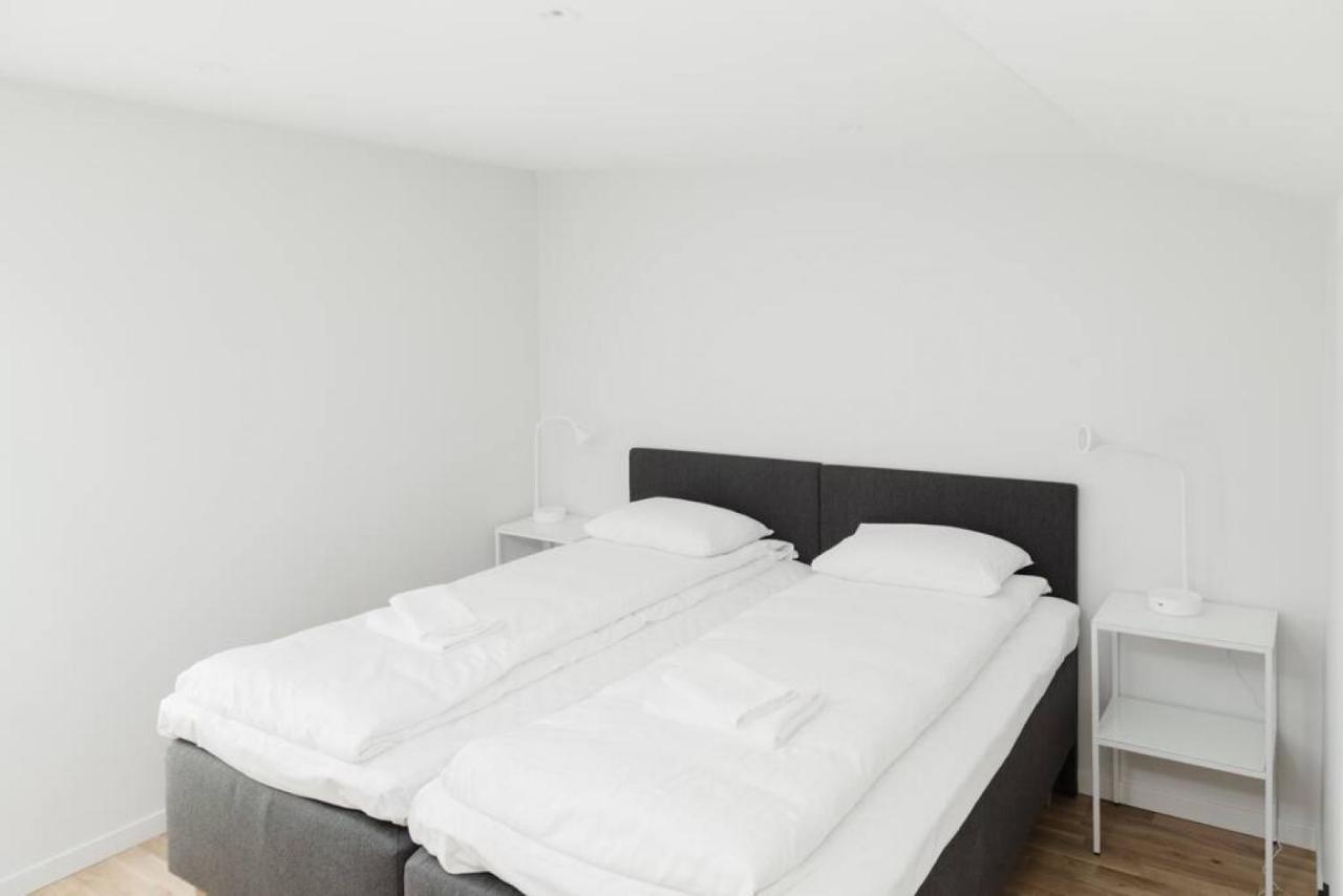 All In One Loft With Balcony And Free Parking Lidingö Eksteriør billede